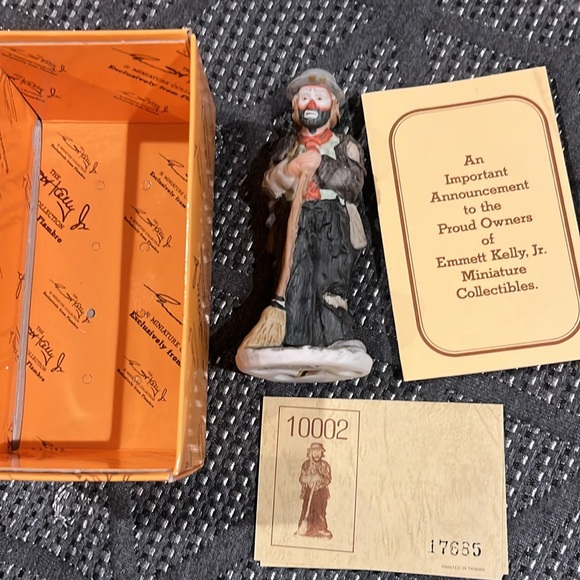 New in box Emmett Kelly Jr figure - Picture 2 of 7